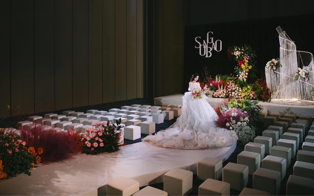（仟言婚禮）小預(yù)算高級感滿滿南洋秀場風(fēng)婚禮布置