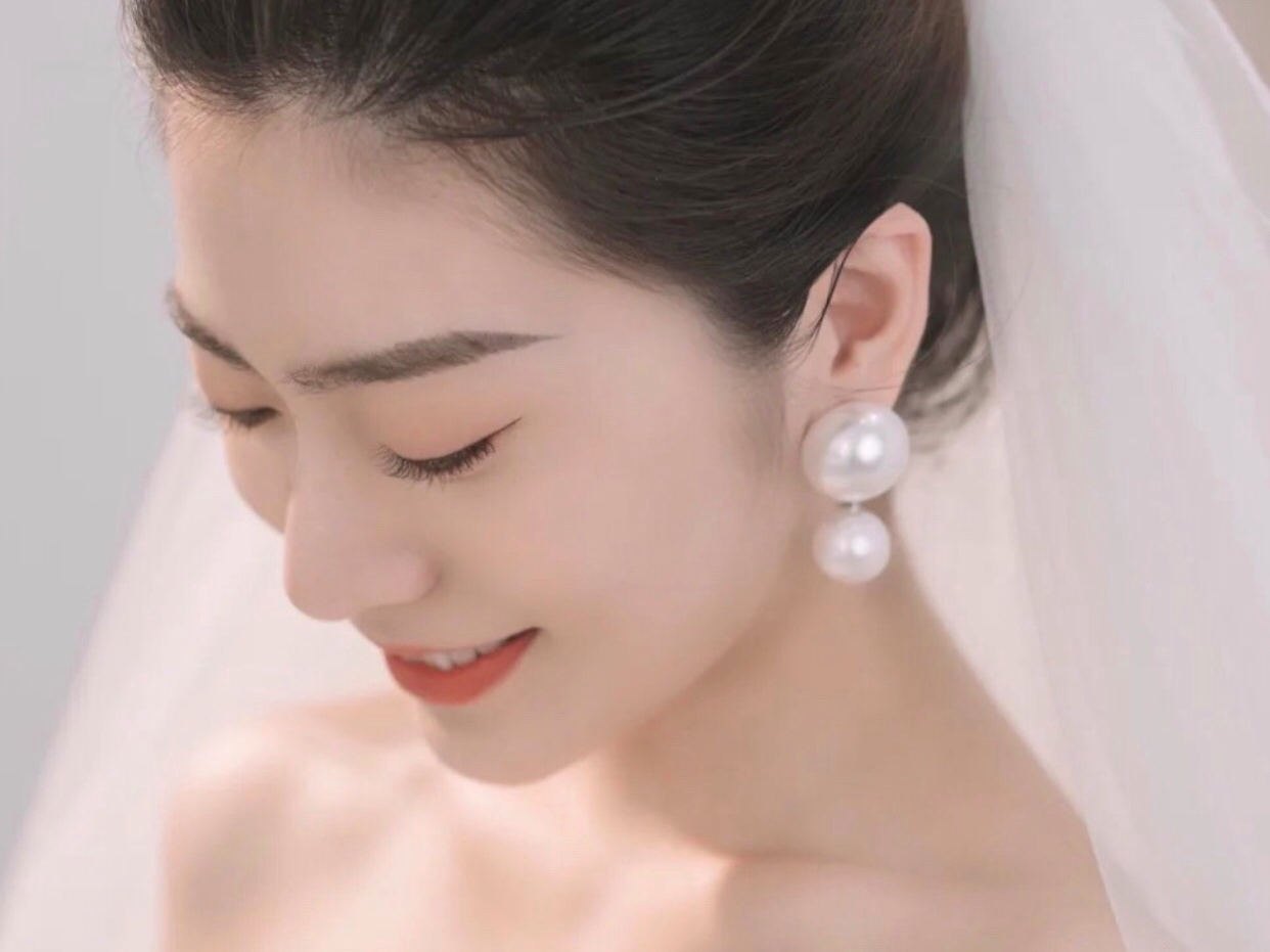 「U+美妆」总监化妆师全程跟 送妈妈造型伴娘造型