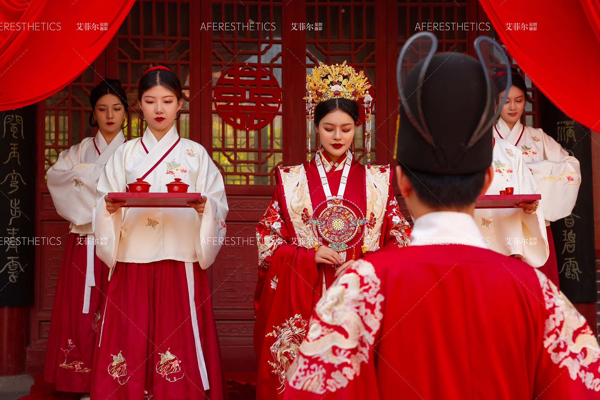 【一價(jià)全包】婚紗照＋結(jié)婚當(dāng)天禮服、跟妝、跟拍 等