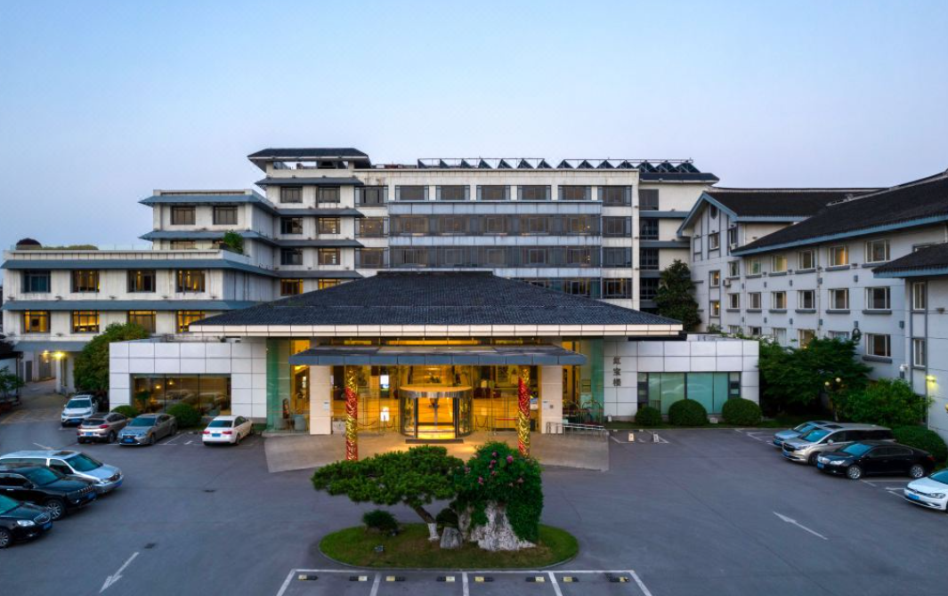 冠云大酒店