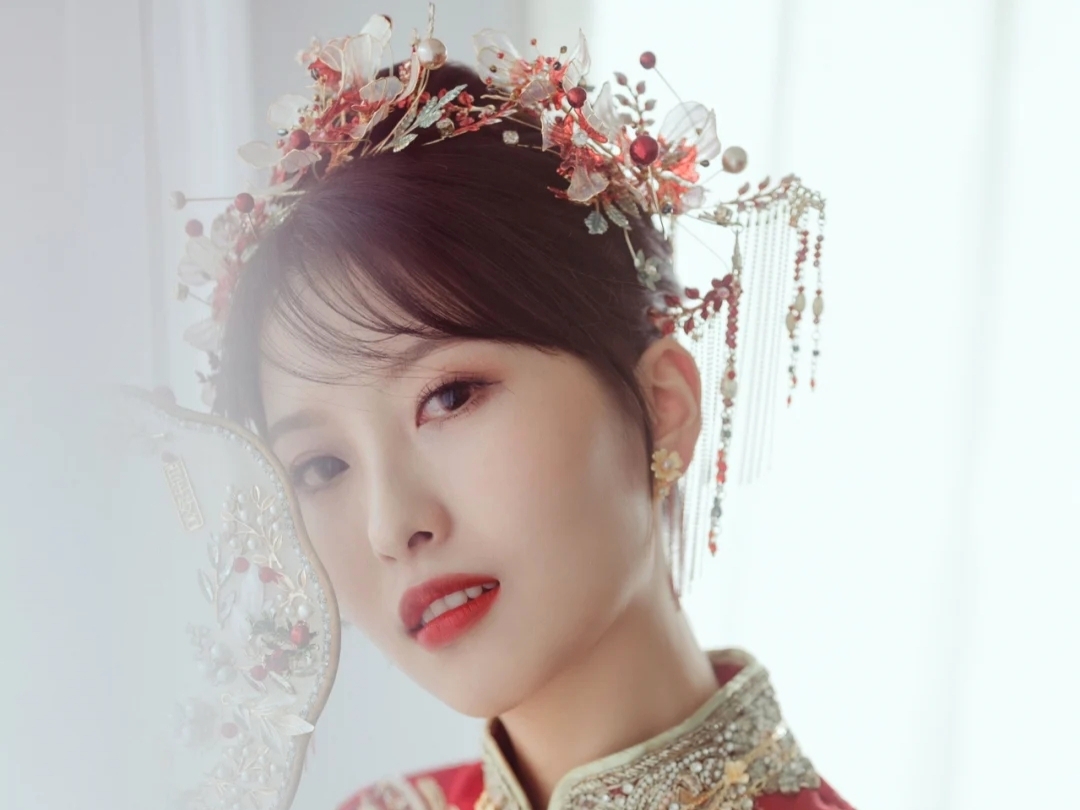 全天婚礼跟妆 +赠送 2妈妈妆  1新郎妆