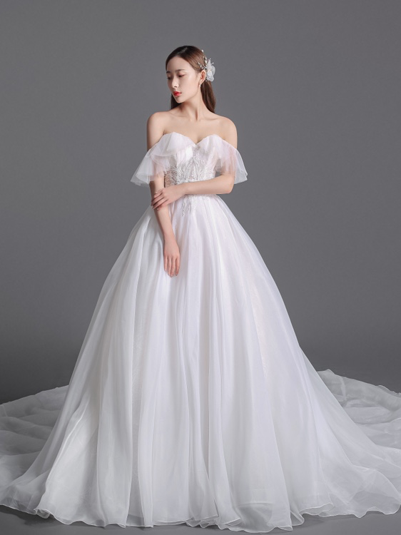 2021新款设计师品牌婚纱