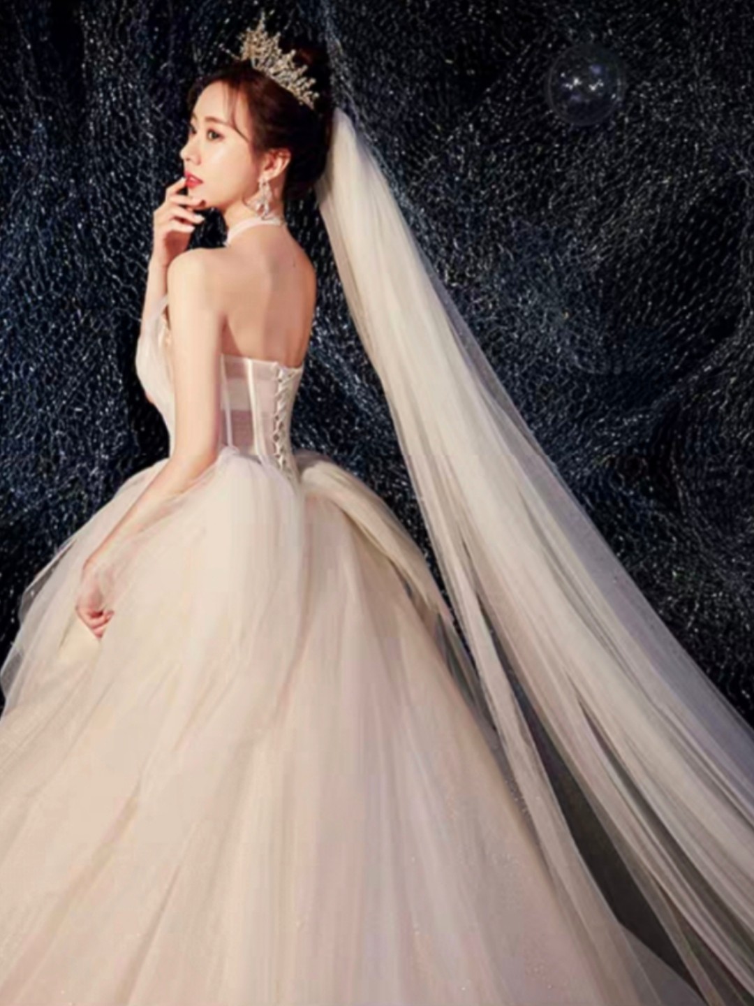 （超值两件特价）绝美蓝色流苏秀禾 齐地婚纱