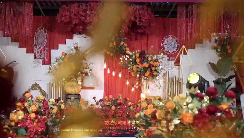 紅色復(fù)古婚禮 私人定制婚禮