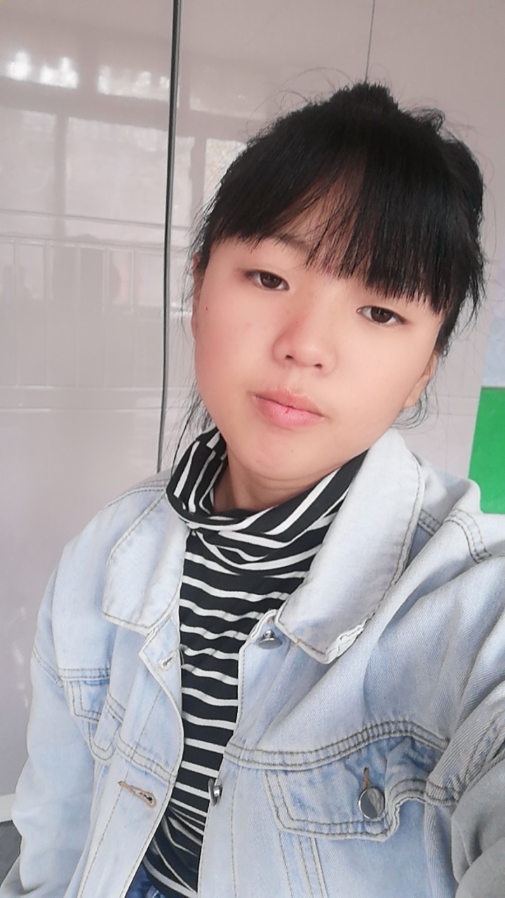 💕礼服是租的 但是本女王很满意~