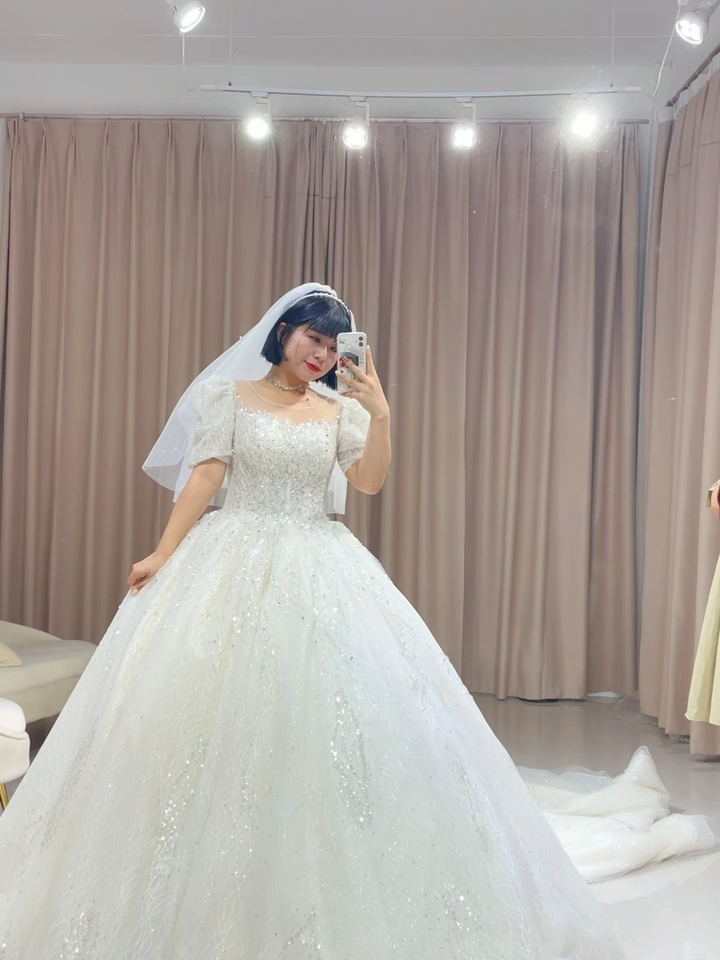 【汀白推荐】主纱+中式秀和服+敬酒服+伴娘服