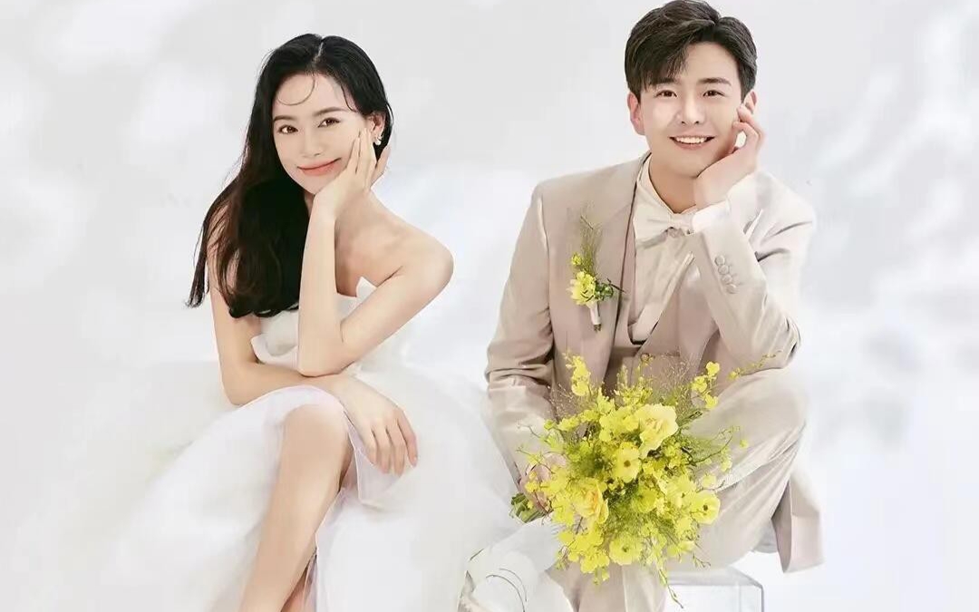 清新甜美极简婚纱照