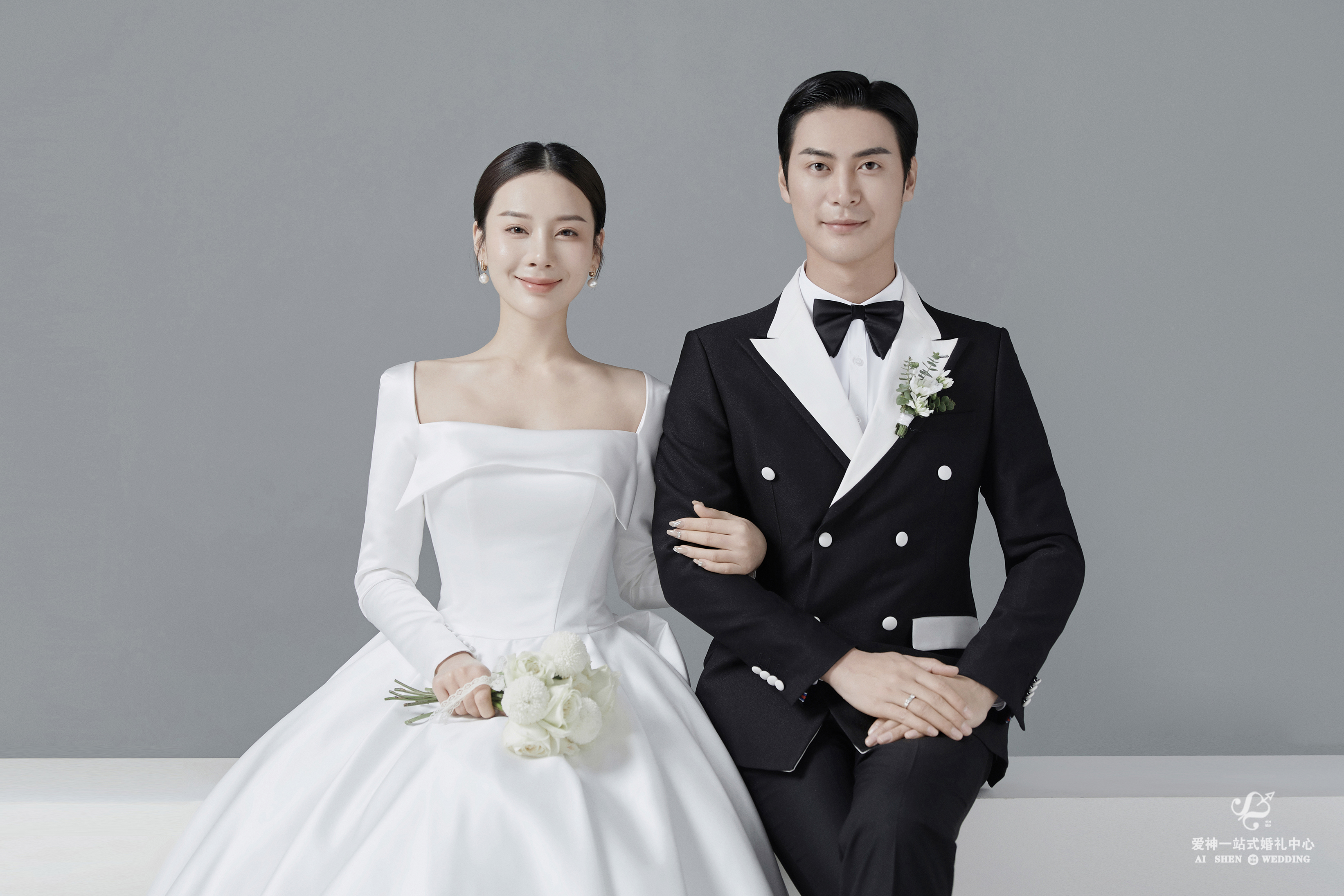 【店长推荐】4999 含八服八造婚纱照