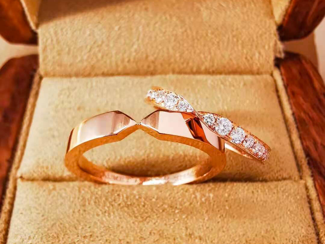 愛戀 18K金鉆石結(jié)婚對戒—蒂晟美鉆