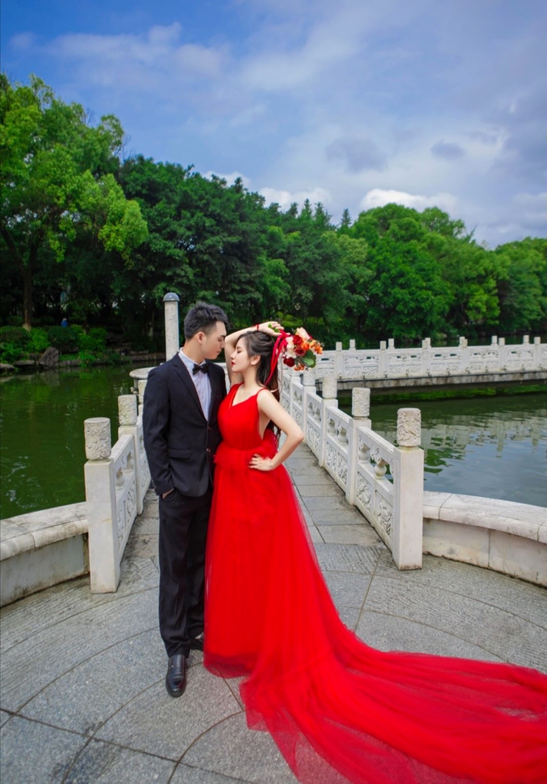 桂林山水浪漫情侣旅拍婚纱照