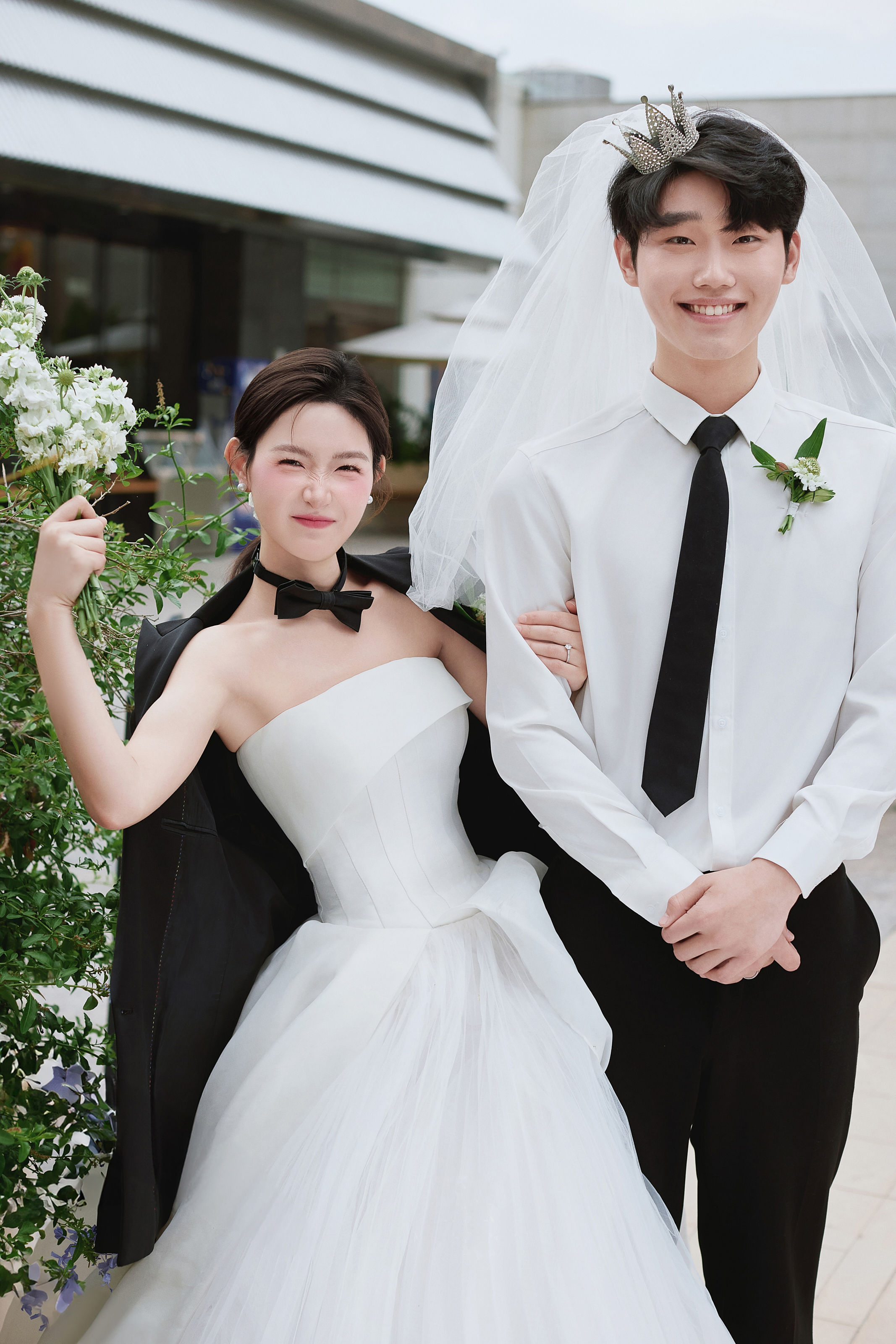 【限时特惠】性价比婚纱照+内外景双拍