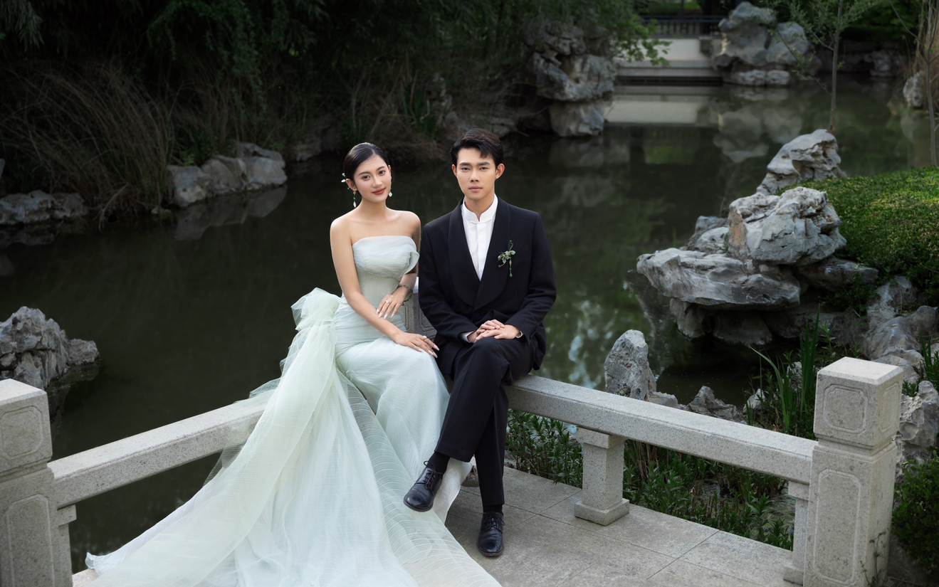 拍了才知道新中式园林婚纱照有多美！