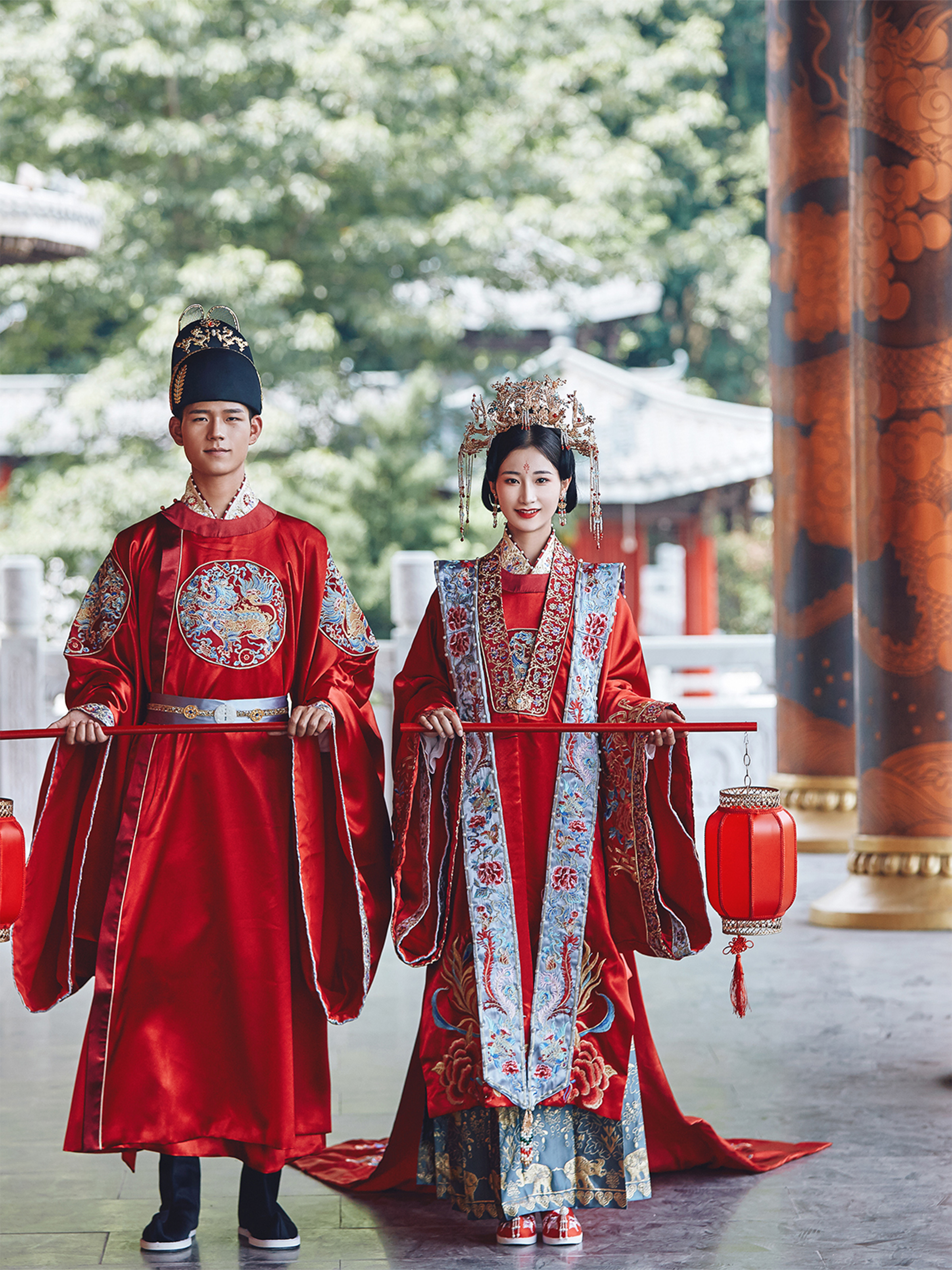 5服5造 全程一对一 新中式国风婚纱照拍摄