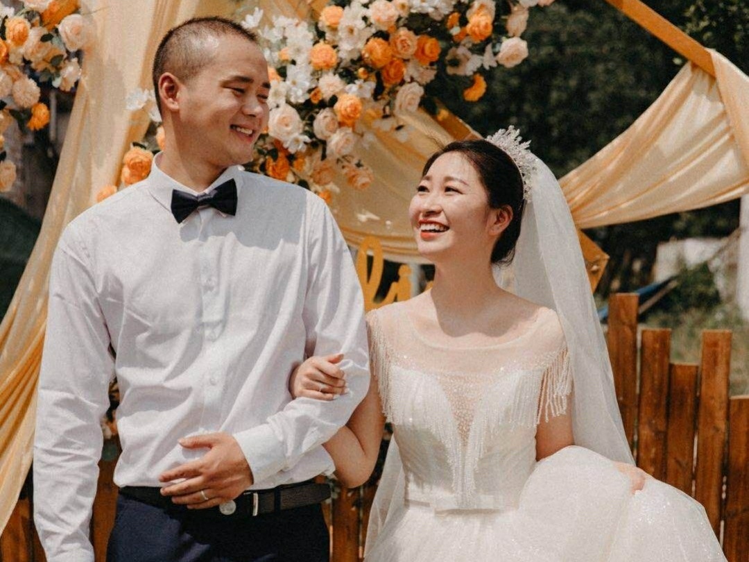 [一座城婚礼原创]ins风户外婚礼布置，农村婚礼