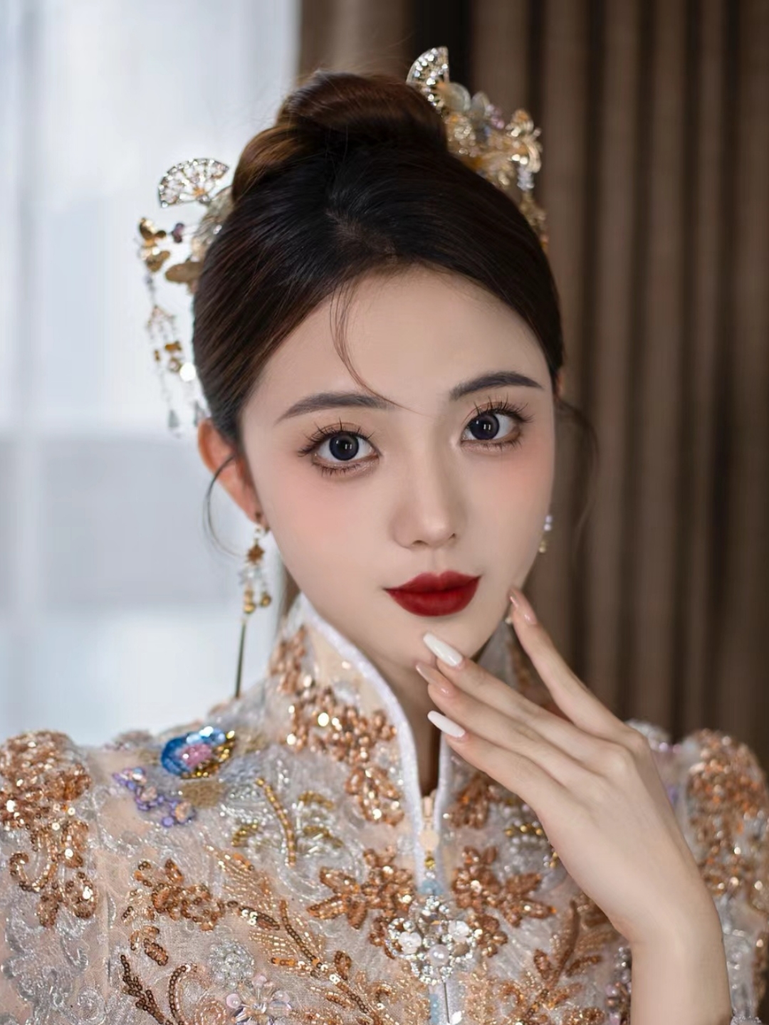首席化妆师全天跟妆造型唯美妆容送妈妈妆