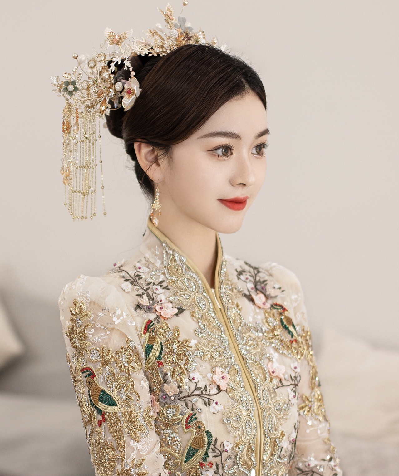 唯美中式新娘造型
