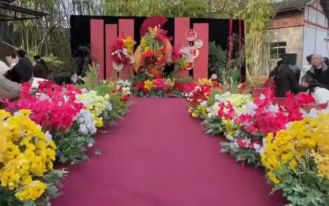 農(nóng)村壩壩宴紅色婚禮