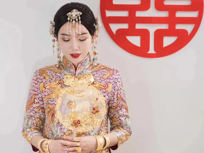 【婚礼当天单次妆发，早妆/晚宴妆】