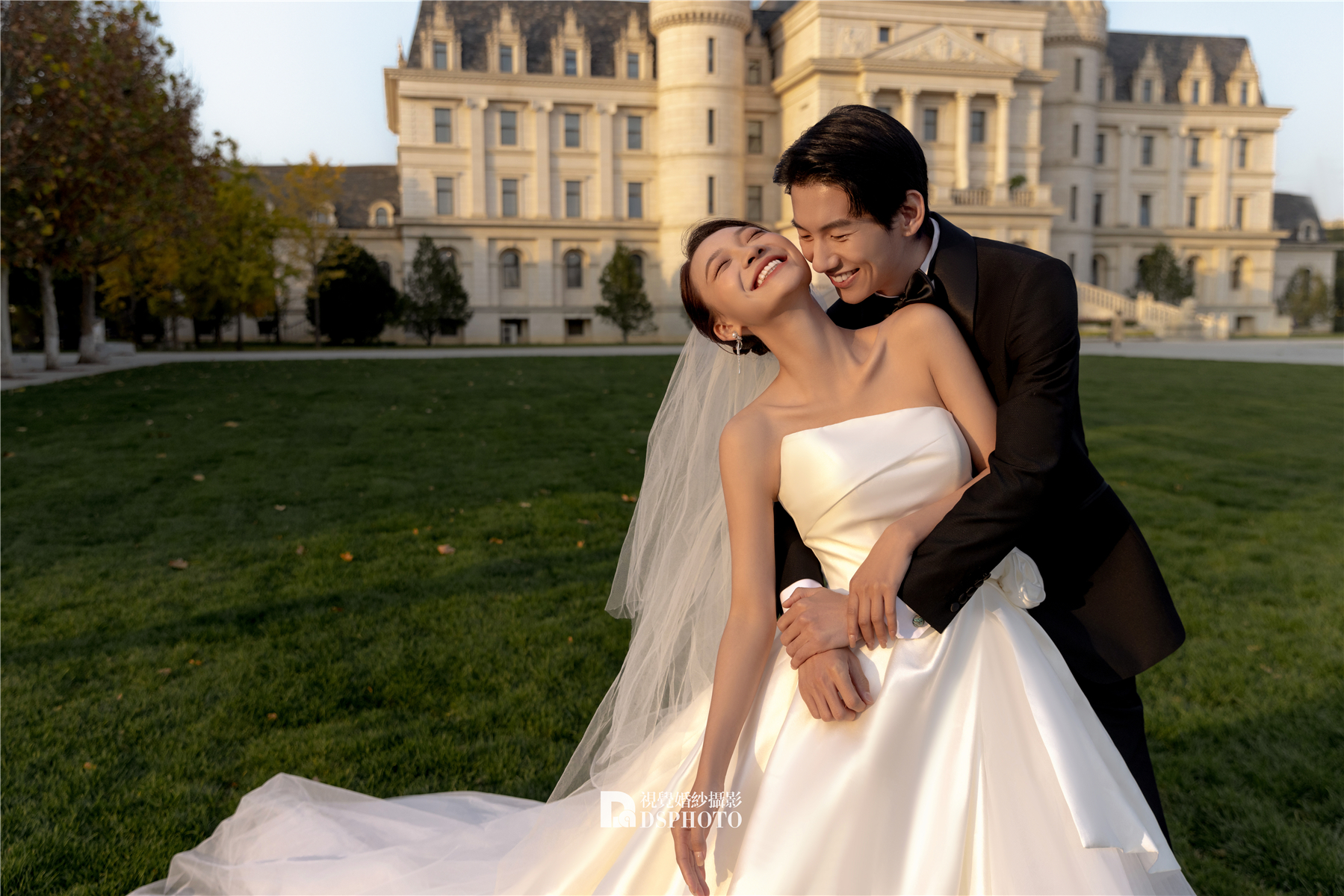 赞不绝口的轻奢欧式婚纱照，这波仪式感拉满了