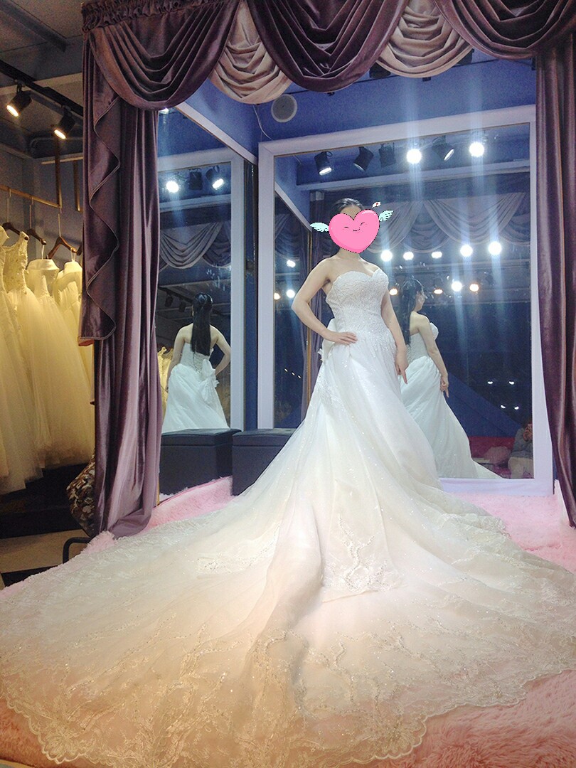 附近的婚纱店_婚纱店(2)