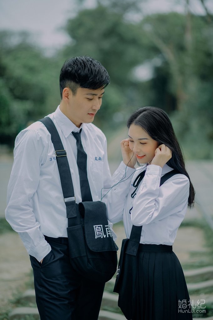 婚纱照这样拍太赞了，赫本风让你美如画中人