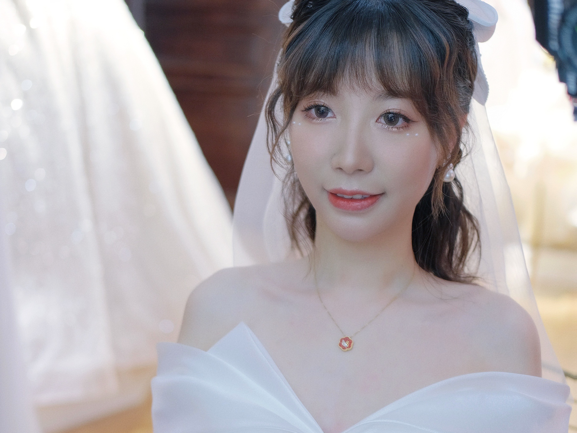 【婵蜜美学】中式新娘半天跟妆+妈妈妆+助理