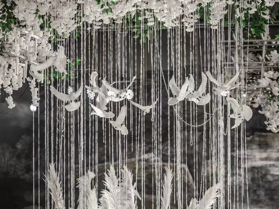 大气空间设计 | 创意白绿森系婚礼