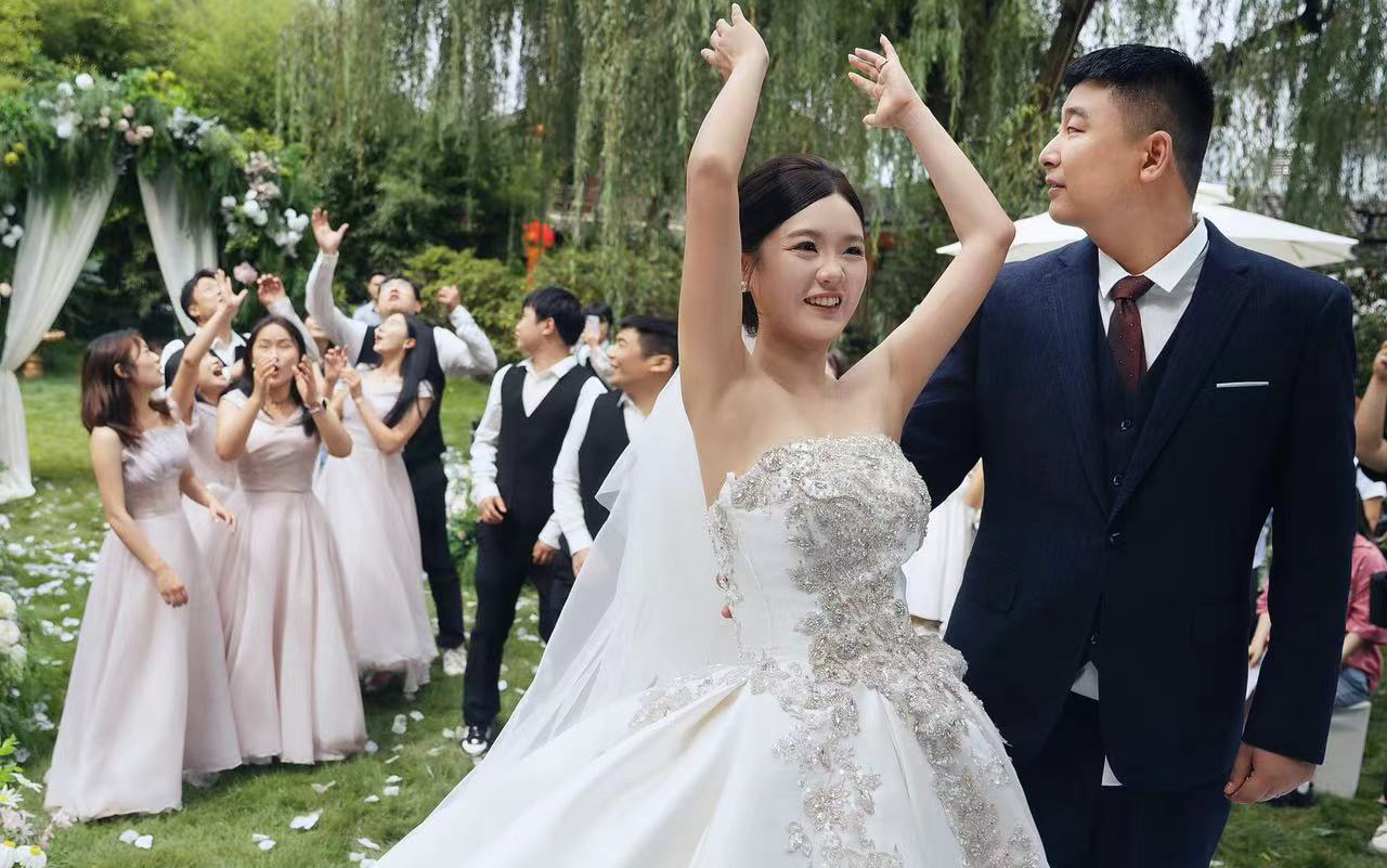 办了一场森系婚礼