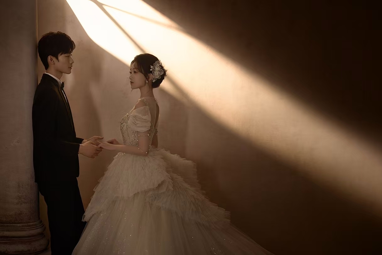 6服6造2册12框包邮婚纱照婚纱摄影店内8000