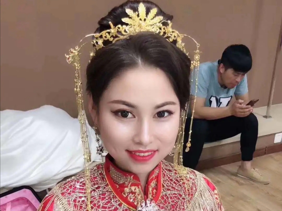 婚礼跟妆国风妆汉服婚礼造型 亲友妆