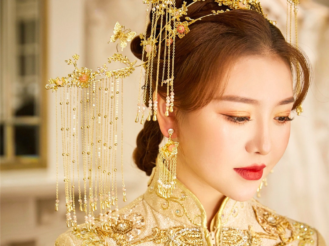 首席級(jí)時(shí)尚新娘?婚禮化妝?跟妝?