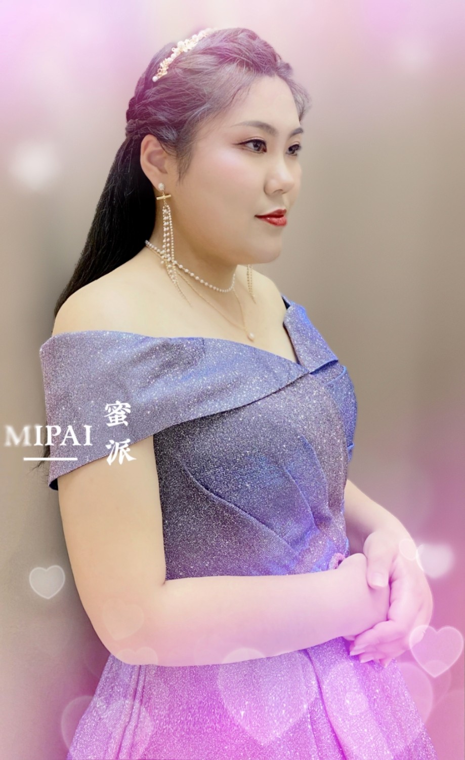 试穿婚纱，西服