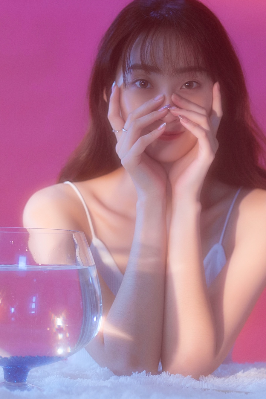 （大连苏维洲摄影）  纯室内拍摄写真