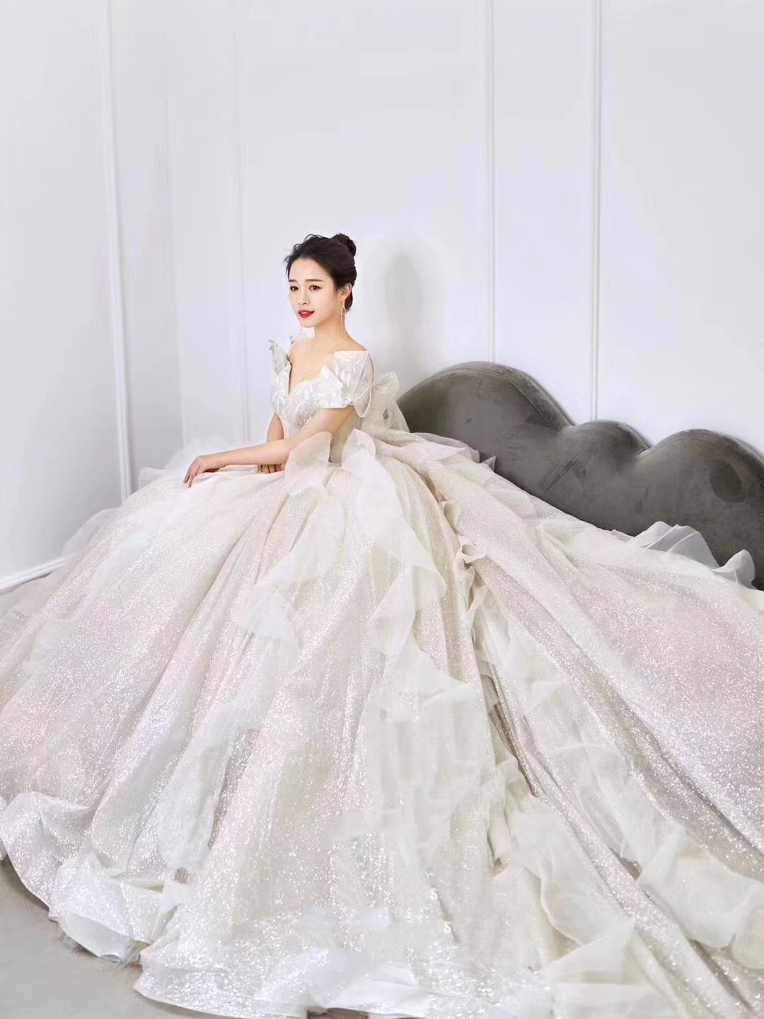 【定制系列】婚纱7件套+西服定制4件套+新娘跟妆