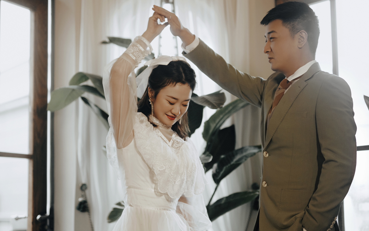 小众复古咖啡店复古婚纱照客片分享