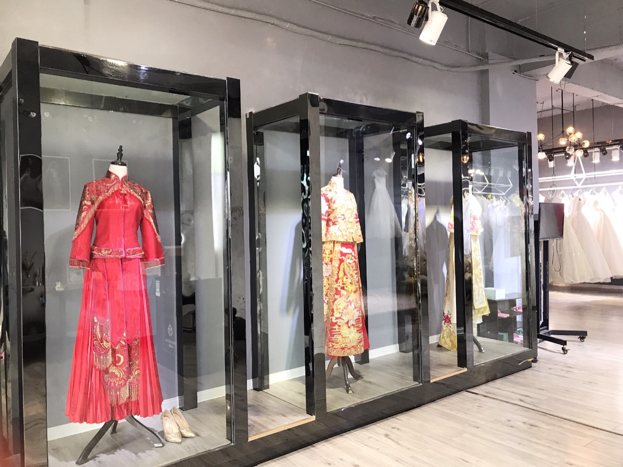尚·薇妆婚纱礼服美妆馆