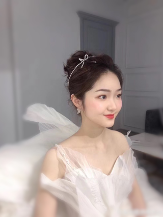 超韩系的新娘妆容