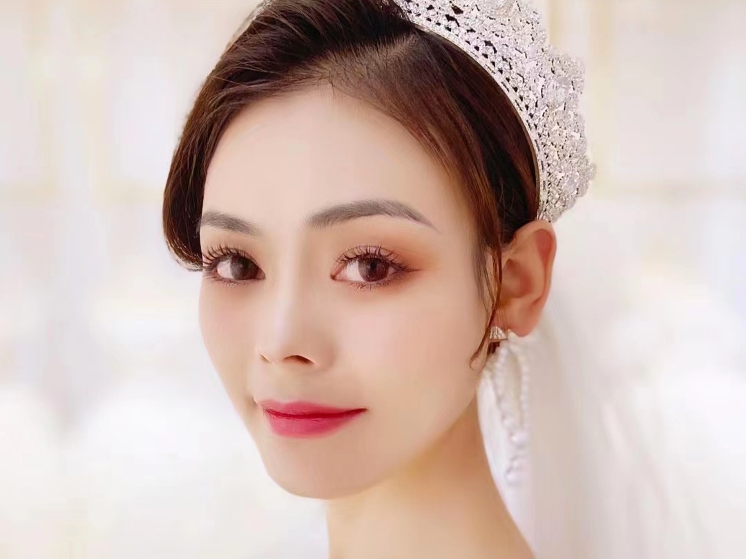 新郎早妆+婆婆妆或者妈妈妆和答谢宴