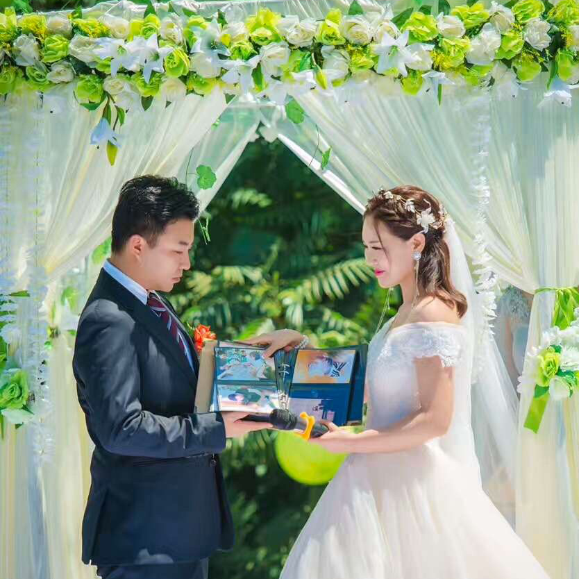 婚礼跟妆 草坪婚礼 秀和服做床