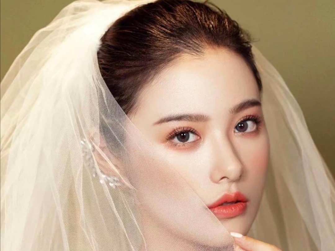 【云南周边地区】高级化妆师全程新娘跟妆