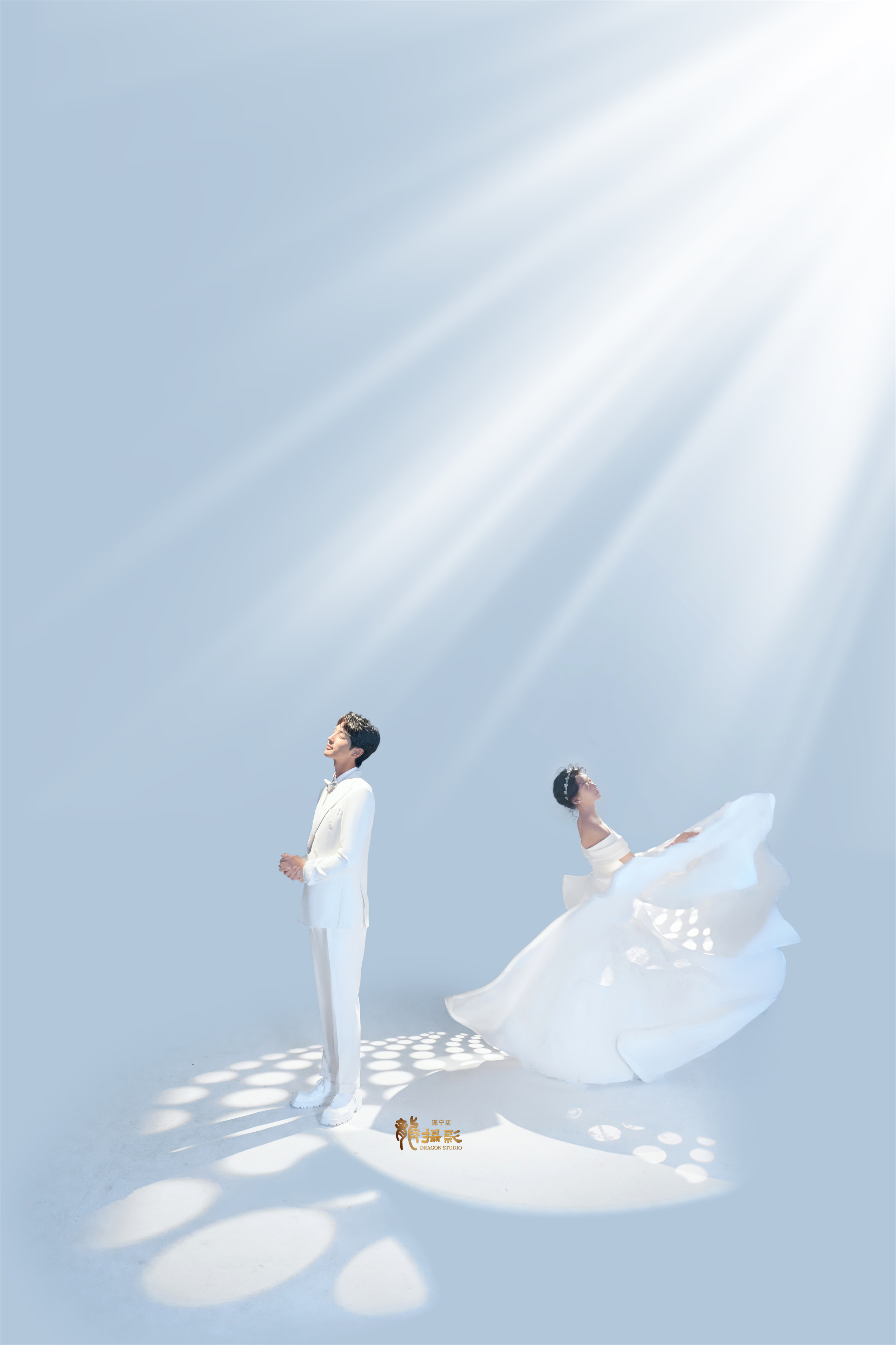 2025】全場(chǎng)風(fēng)格任選丨7服7造丨遂寧婚紗照