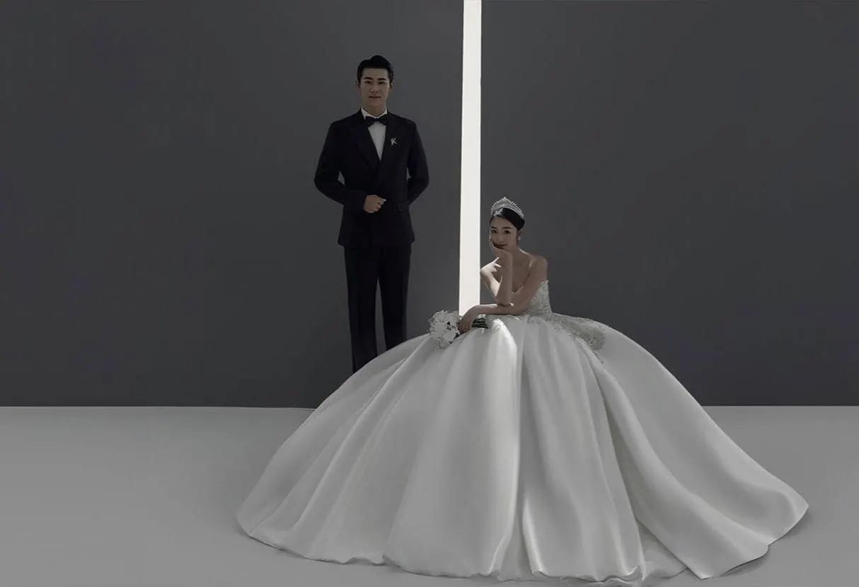 【全年热销】体育公园+潮范街拍+森系元素婚纱照