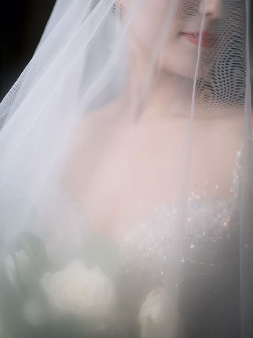 租《任选婚纱礼服3套》