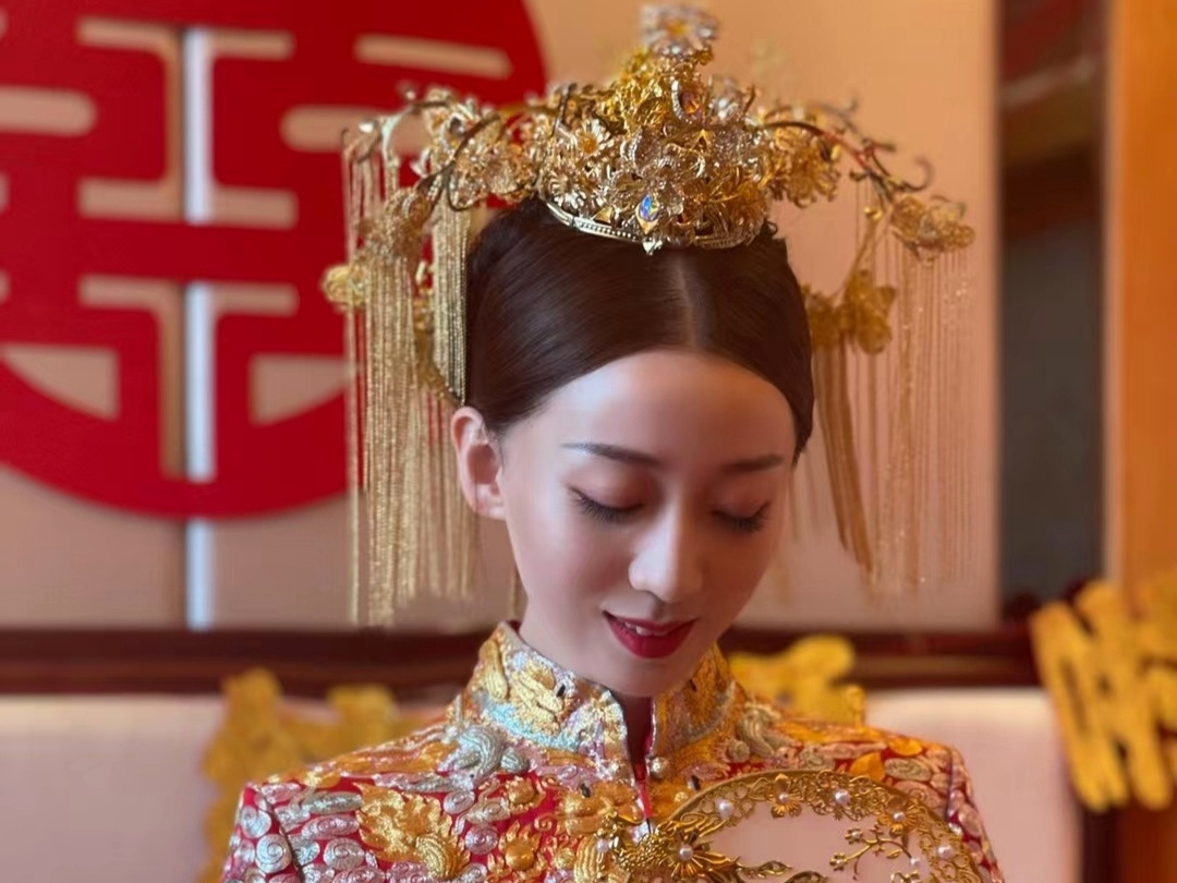 唯美清新新娘全程跟妆造型