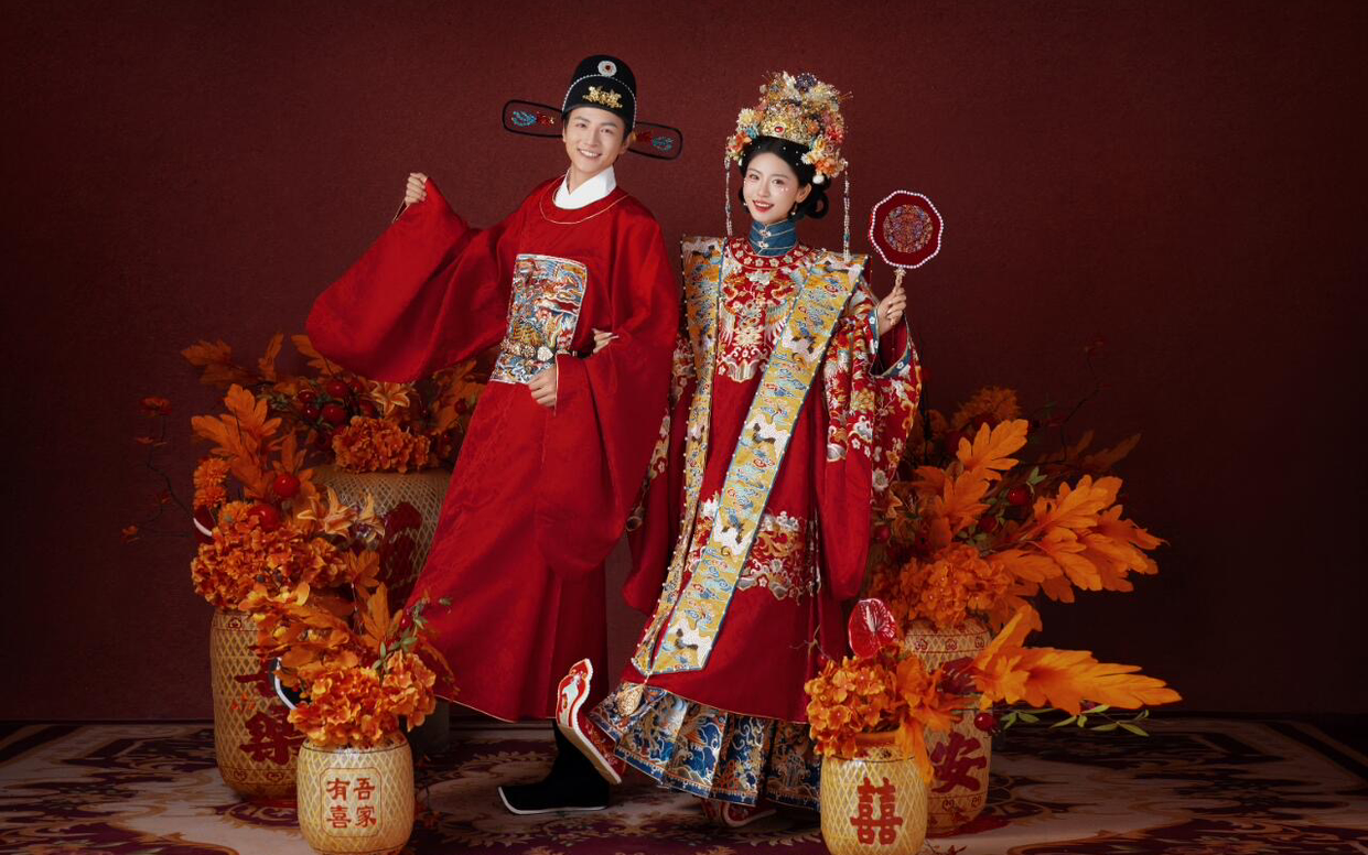 【风格任选  服装不分区】婚纱照 一价全包婚纱摄