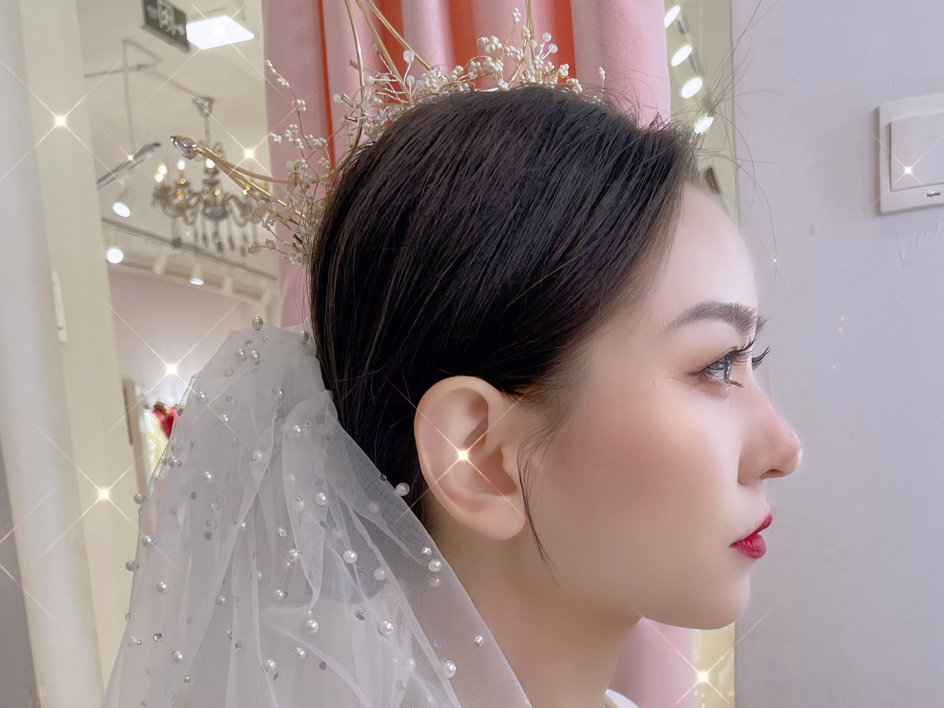 中式秀禾新娘，三套妆发送妈妈妆