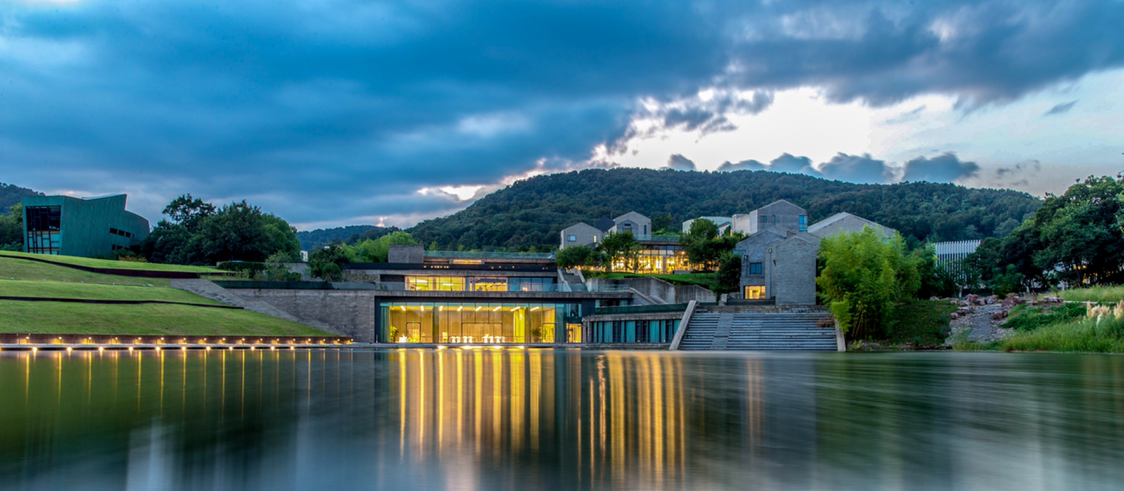 南京四方酒店傲途格精选