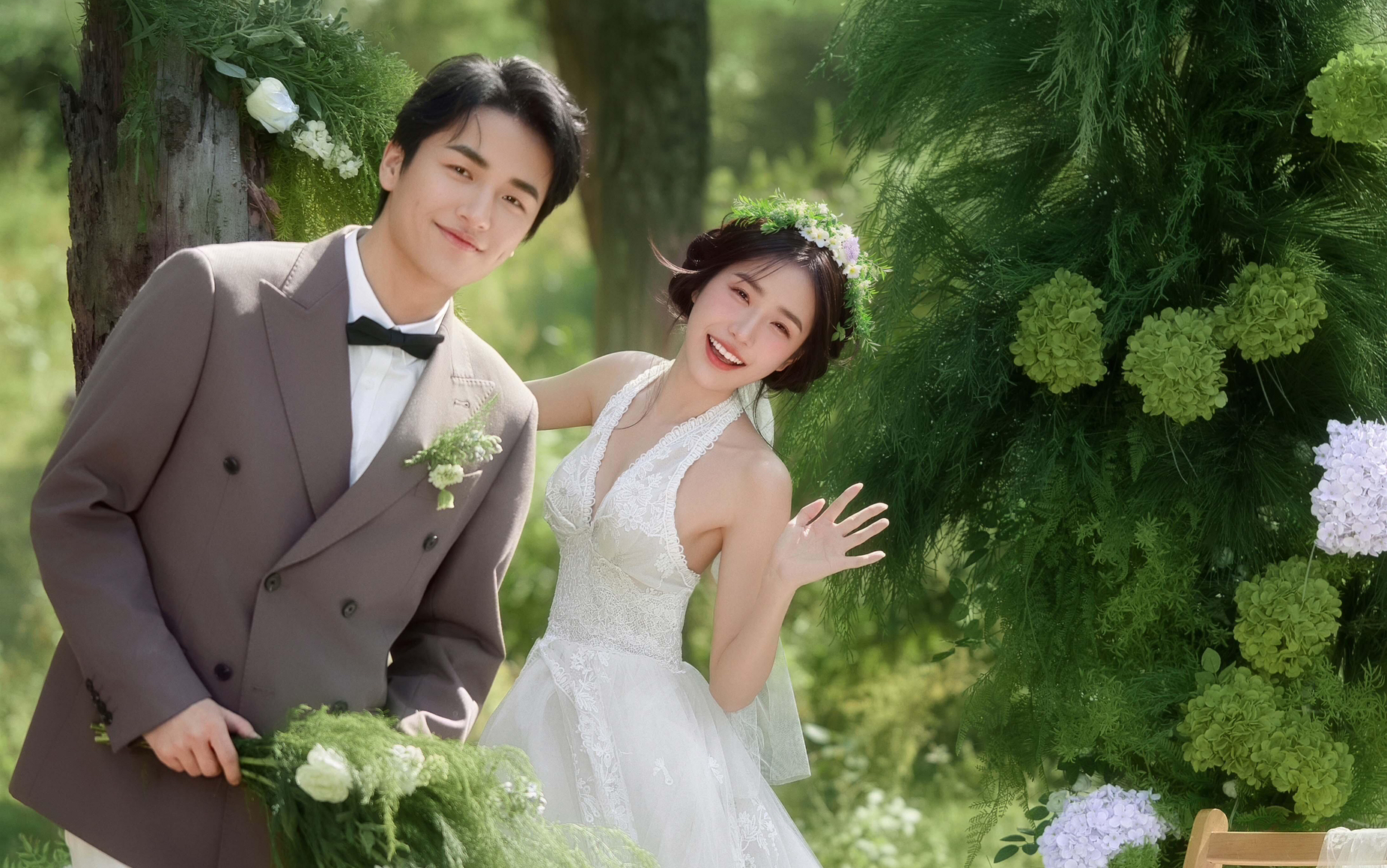 怦然心动的森系草坪婚纱照｜一眼心动