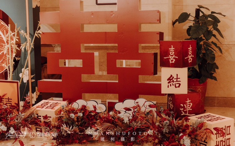 婚礼策划一条龙：场景布置+四大金刚