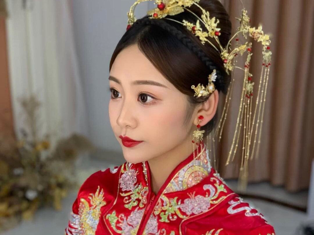 新娘当天早妆 精致自然妆面